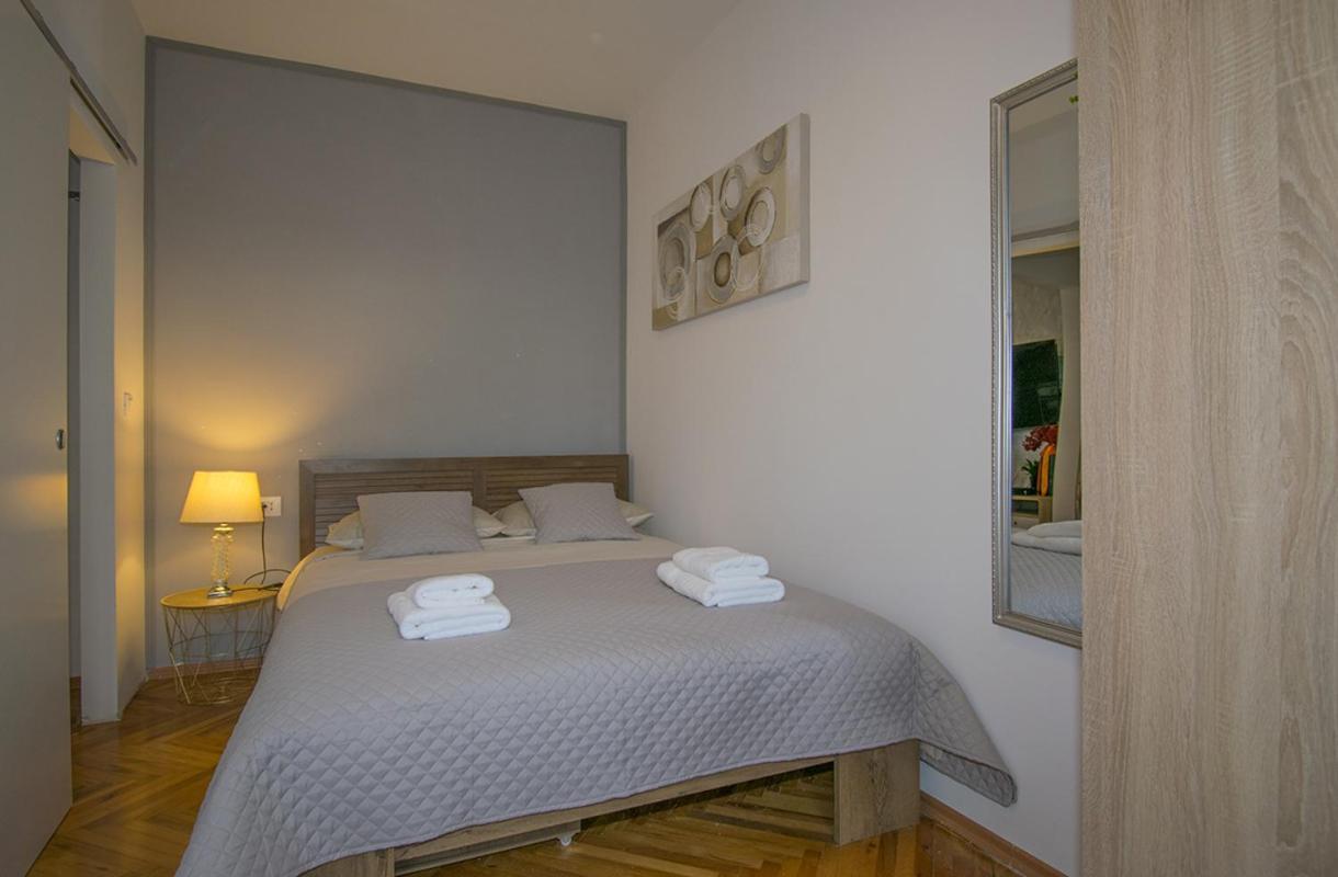 Apartment Edera, Near The Town In A Quiet Location Ровинь Экстерьер фото